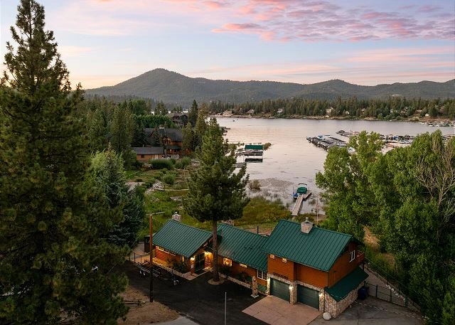 Big Bear Lakefront Cabins