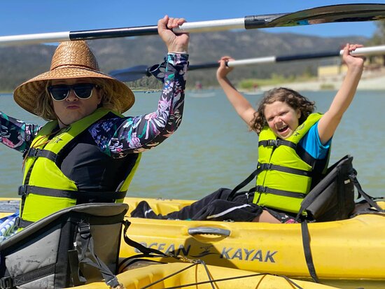 Big Bear kayak rentals with life jackets included at GetBoards