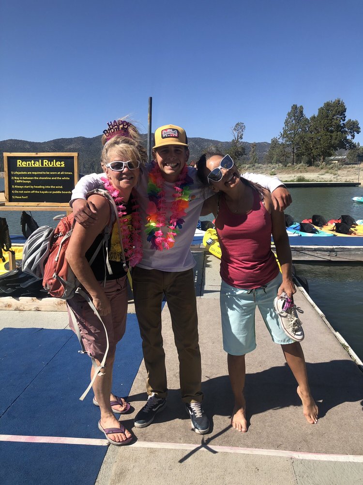 Happy customers at GetBoards private dock kayak launch in Big Bear Lake
